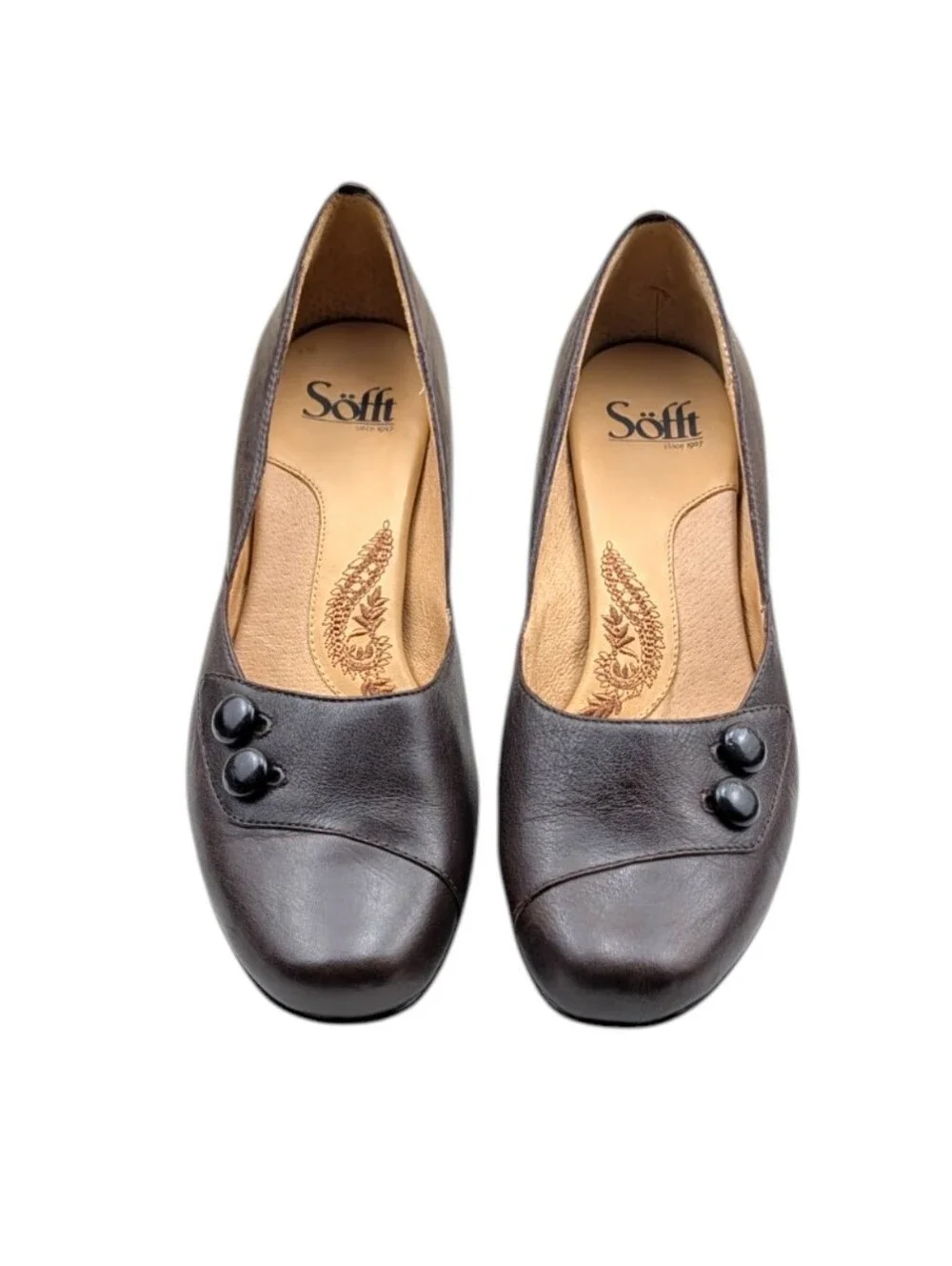 Söfft Brown Leather Kitten Heel Comfort Pumps 8W Wide Button Accent S4244